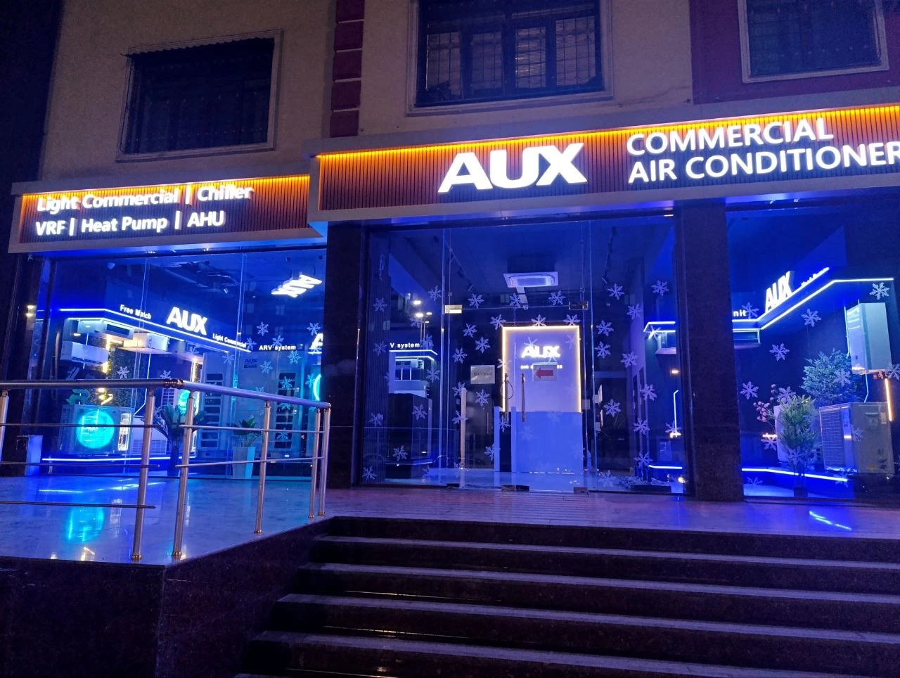 Шоурум по адресу г.Ташкент, ул.Махтумкули, 111/1